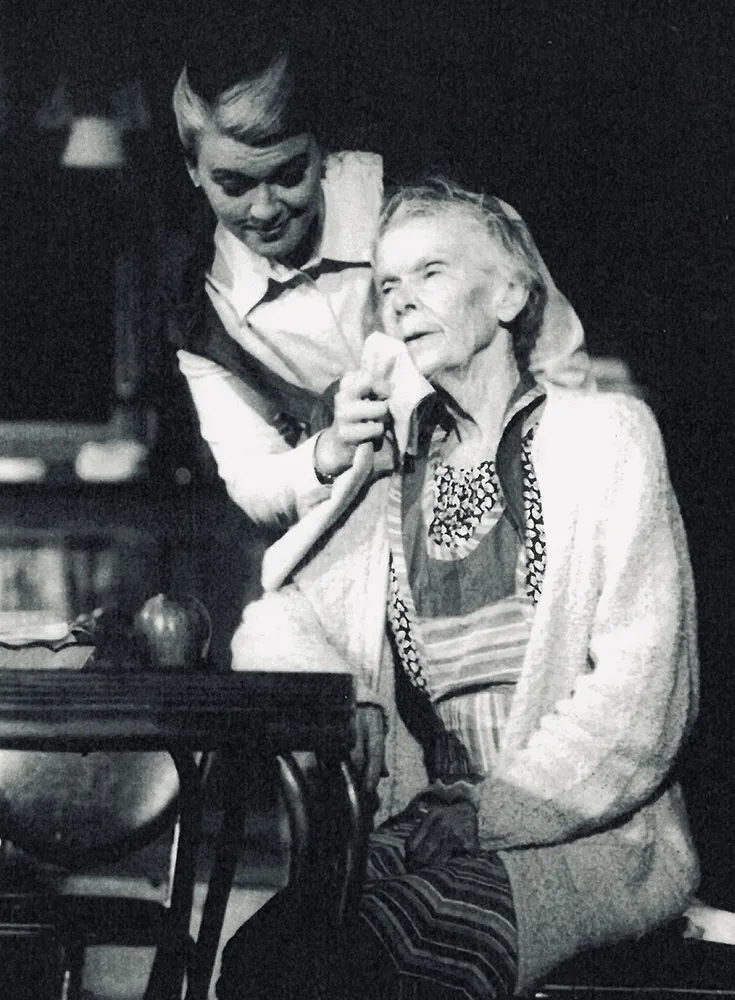 Virginia Choate_Grace and Glorie_2000_resize Virginia Choate acting in Grace and Glorie at Pentacle Theatre in 2000